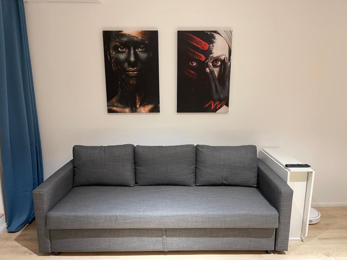 Relax Luxury Apartment Palace Bucarest Esterno foto